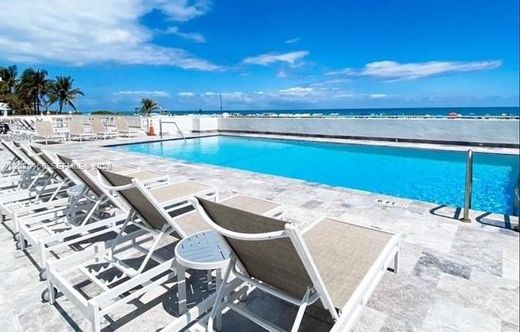 Жилой комплекс, Майами-Бич, Miami-Dade County