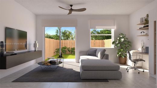 ‏בית בעיר ב  North Miami, Miami-Dade County