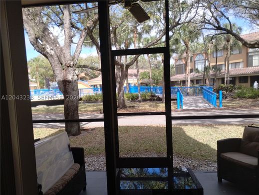 Wohnkomplexe in Miami Lakes, Miami-Dade County