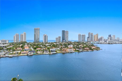 Residential complexes in Aventura, Miami-Dade