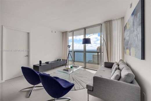 Residential complexes in Miami, Miami-Dade