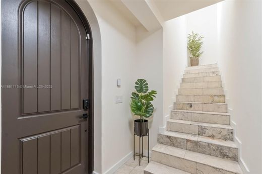 Komplex apartman Coral Gables, Miami-Dade County