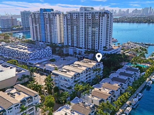 Townhouse in Miami Beach, Miami-Dade