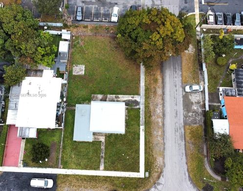 Villa a Hialeah, Miami-Dade County