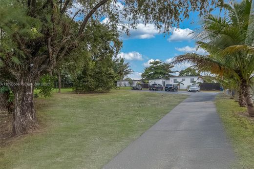 Villa a North Miami, Miami-Dade County