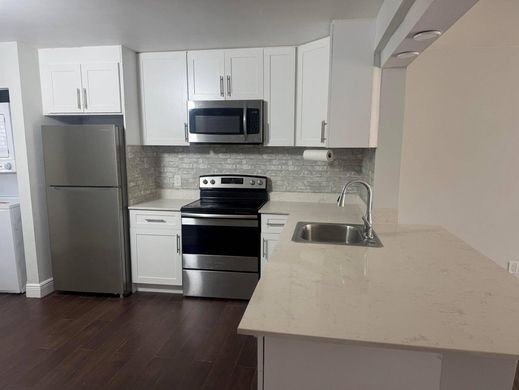 ‏בניין ב  West Palm Beach, Palm Beach County