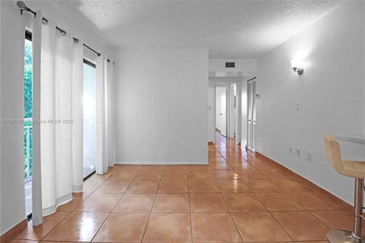 Жилой комплекс, Майами-Бич, Miami-Dade County