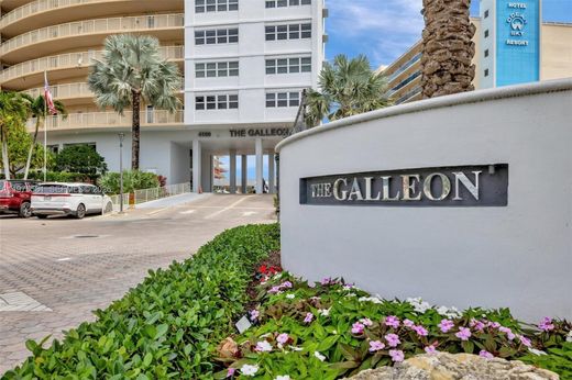 Residential complexes in Fort Lauderdale, Broward County