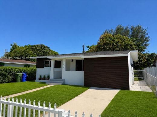Villa in Miami Shores, Miami-Dade