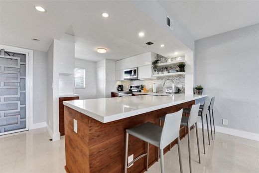 公寓楼  Deerfield Beach, Broward County