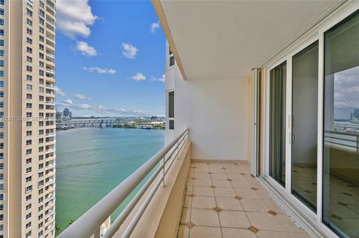 Residential complexes in Miami, Miami-Dade