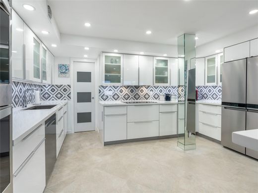 Complexes résidentiels à Pompano Beach, Comté de Broward