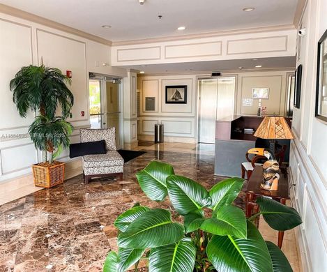 مجمع شقق ﻓﻲ ميامي، فلوريدا, Miami-Dade County