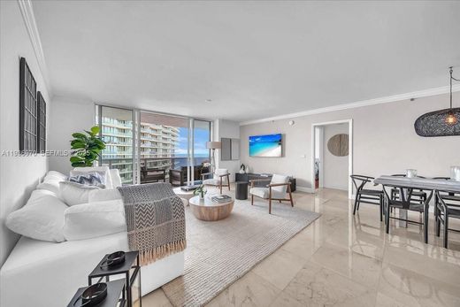 Жилой комплекс, Sunny Isles Beach, Miami-Dade County