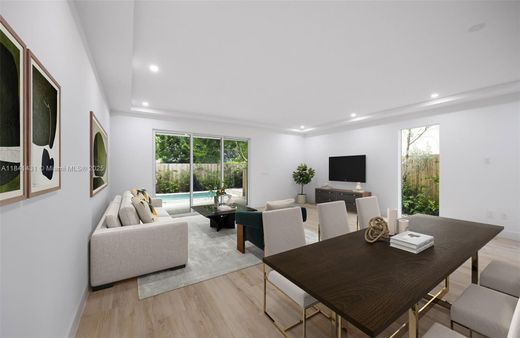 تاون هاوس ﻓﻲ Coconut Grove, Miami-Dade County