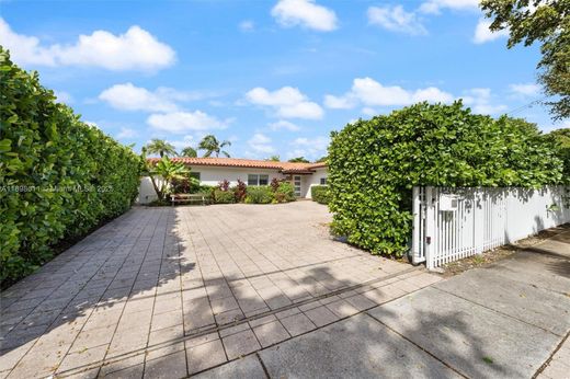 Villa in North Miami, Miami-Dade County