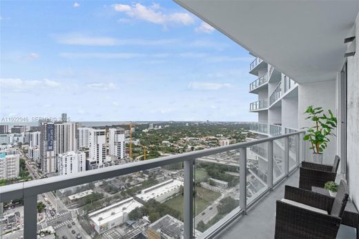 Kamienica w Miami, Miami-Dade County