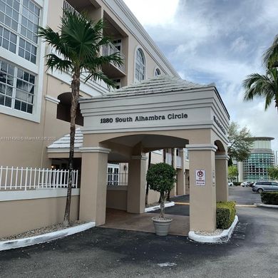 Κτίριο σε Coral Gables, Miami-Dade County