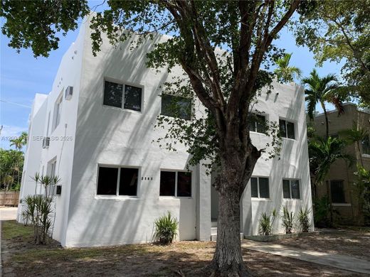 Residential complexes in Miami, Miami-Dade