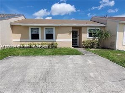 Villa in Miami Gardens, Miami-Dade County