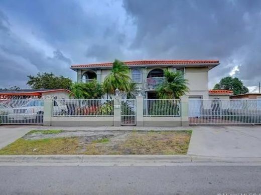 Complexes résidentiels à Hialeah, Comté de Miami-Dade