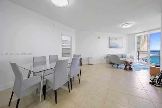 Wohnkomplexe in Sunny Isles Beach, Miami-Dade County
