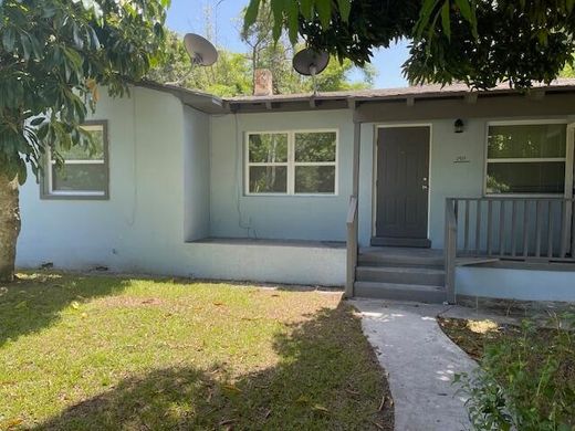 Villa Fort Pierce, Saint Lucie County