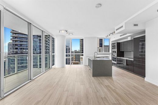 Residential complexes in Miami, Miami-Dade