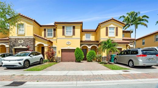 Townhouse - Doral, Miami-Dade County