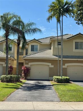 Townhouse in Weston, Broward County