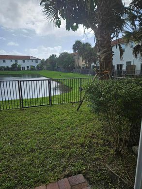 Townhouse - West Palm Beach, Palm Beach County