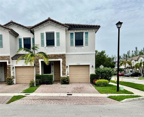 Townhouse in Miami, Miami-Dade