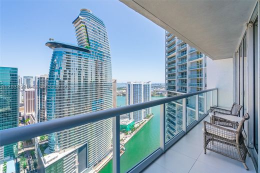 Komplex apartman Miami, Miami-Dade County