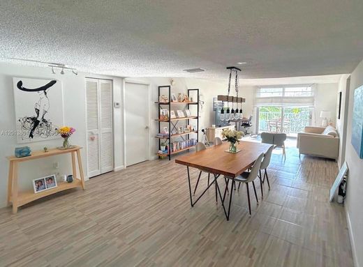 Complexes résidentiels à Key Biscayne, Comté de Miami-Dade