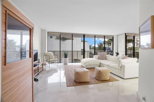 Complexes résidentiels à Aventura, Comté de Miami-Dade