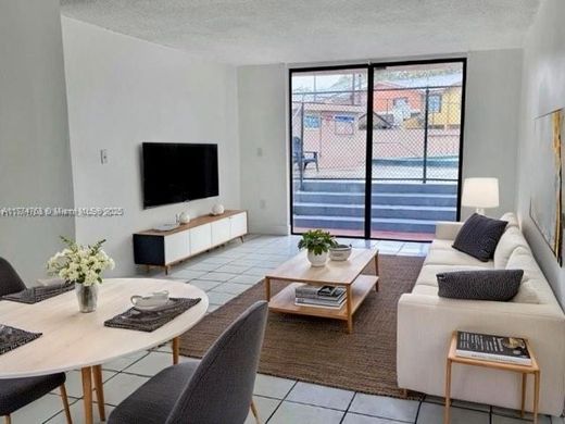 Wohnkomplexe in Miami, Miami-Dade County