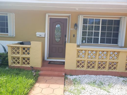 Villa - Miami, Miami-Dade County