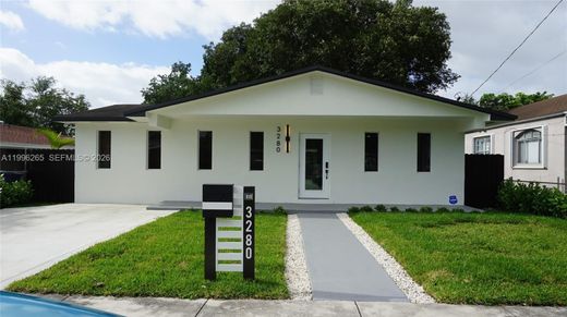 Villa in Miami Heights Trailer Park, Miami-Dade County