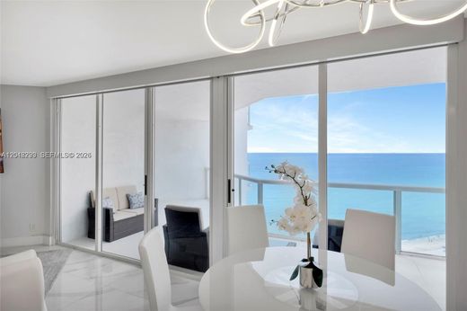 Residential complexes in Sunny Isles Beach, Miami-Dade