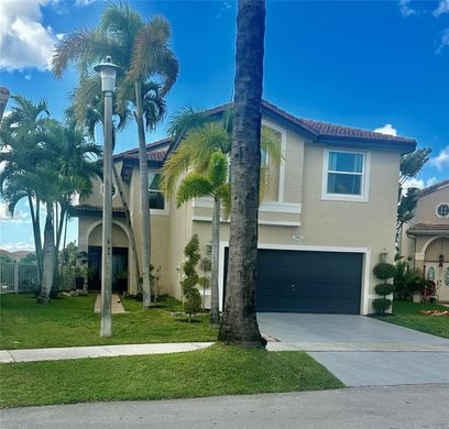 Villa in Miramar, Broward County