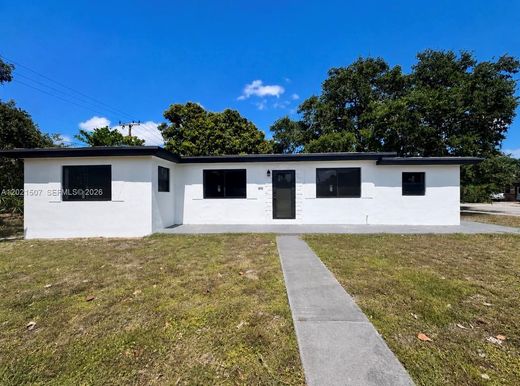 Вилла, Miami Gardens, Miami-Dade County