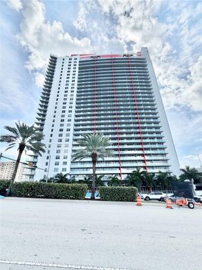 Complesso residenziale a Hallandale Beach, Broward County