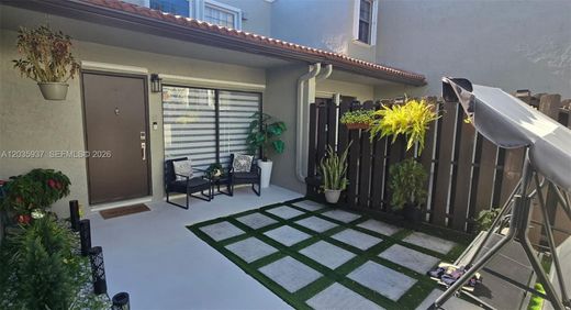 Townhouse in Miami, Miami-Dade