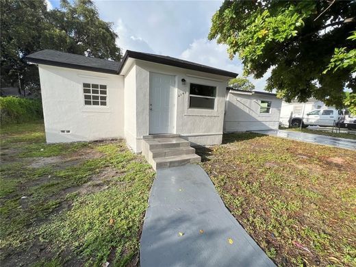 Villa in Miami Heights Trailer Park, Miami-Dade