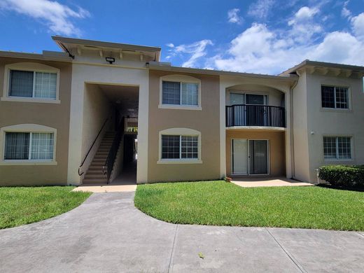 Appartementencomplex in Royal Palm Beach, Palm Beach County