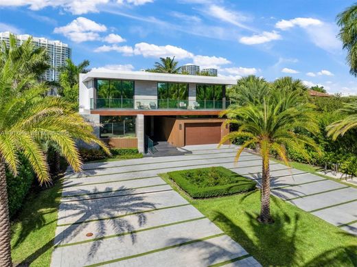 Villa en Golden Beach, Miami-Dade County