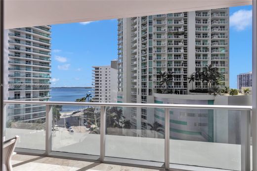 Komplex apartman Miami, Miami-Dade County