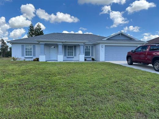 Villa en Lehigh Acres, Lee County