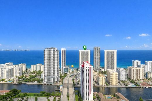 Complexos residenciais - Hallandale Beach, Broward County