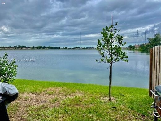 تاون هاوس ﻓﻲ ميامي، فلوريدا, Miami-Dade County